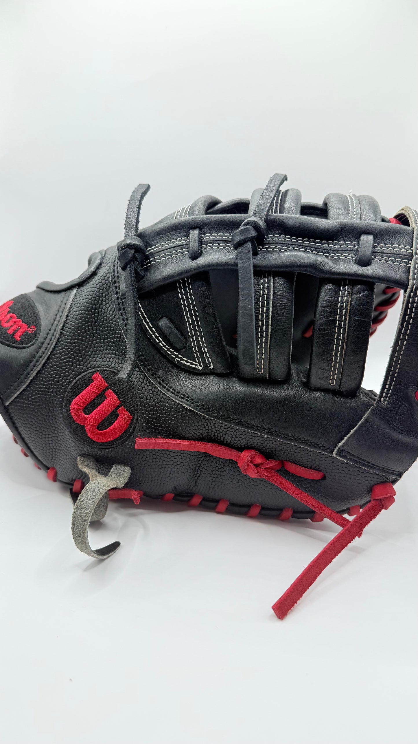 Wilson A2000 2820 12.25” First Base Mitt