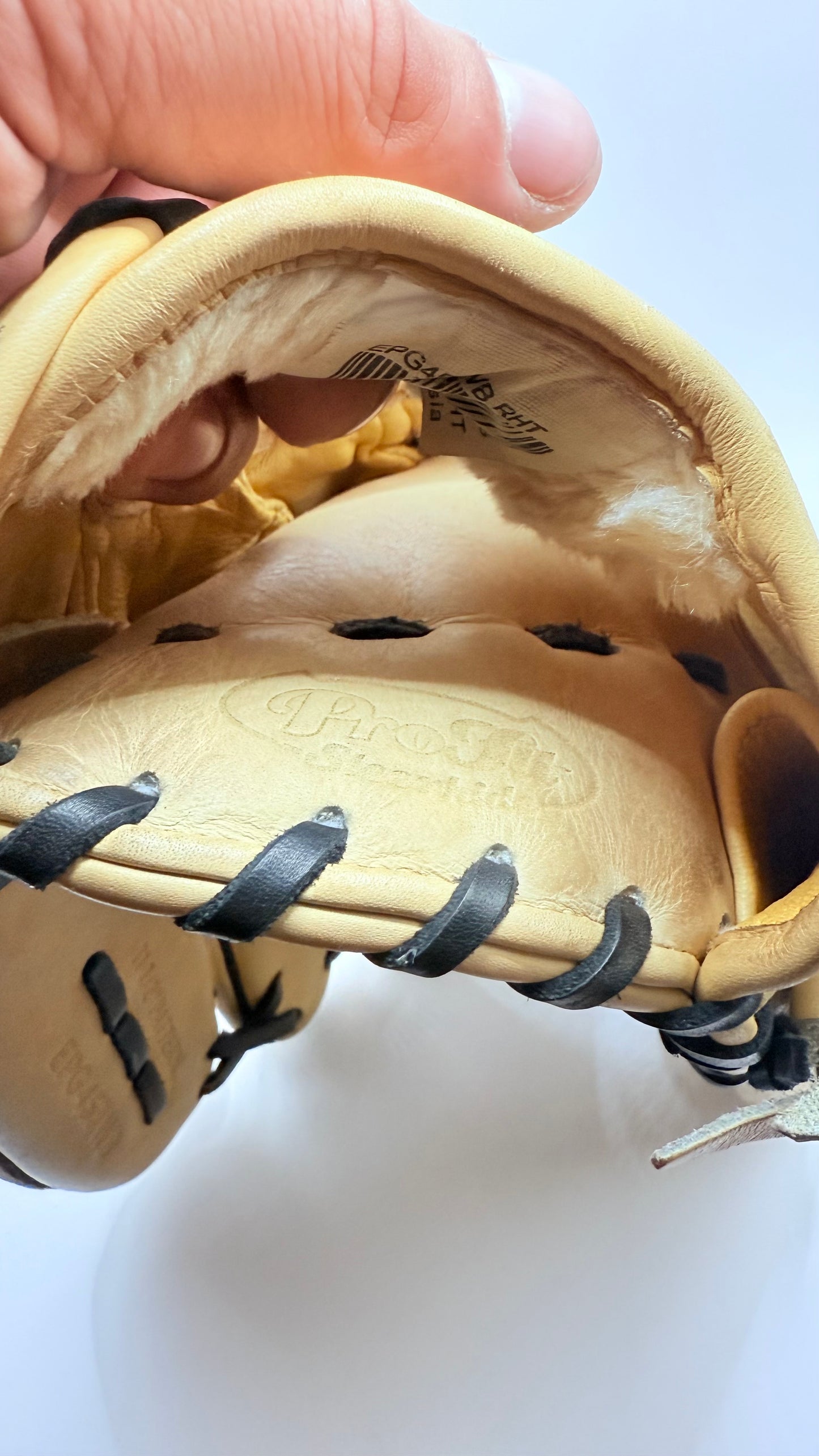 Easton Professional Series 11.5” Infield Glove