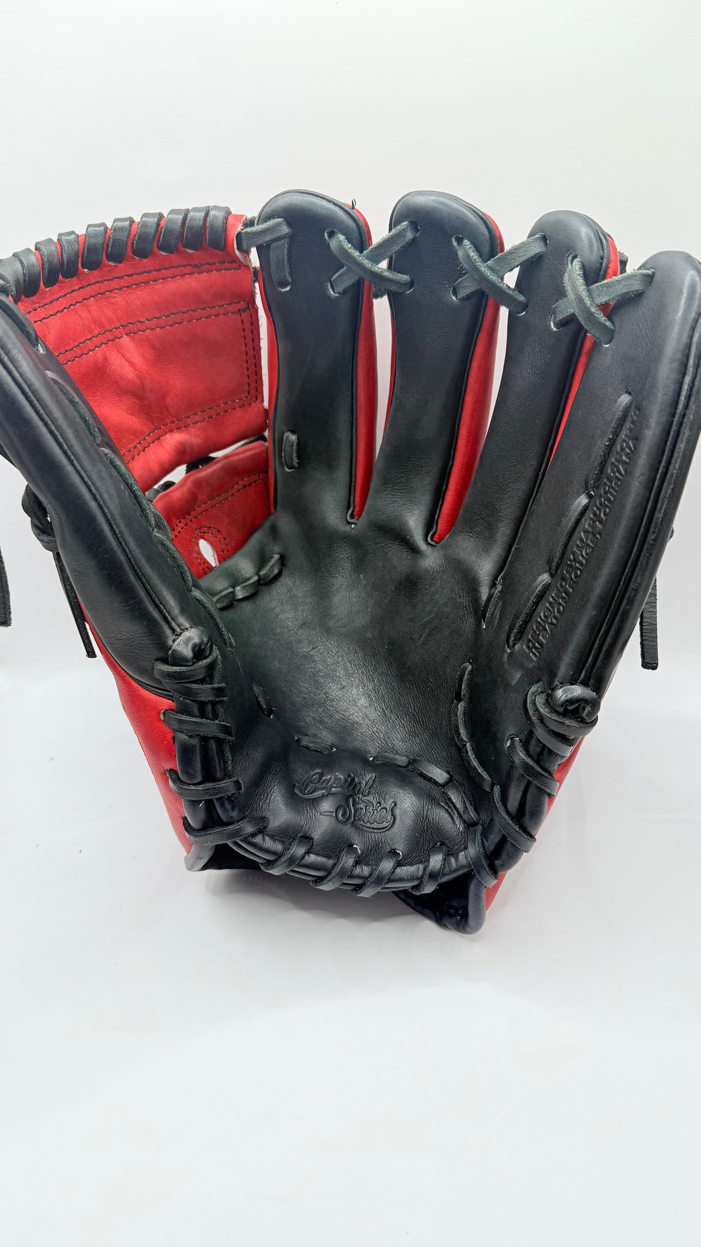 UGA 12.25” Pitching Glove Marucci Capitol