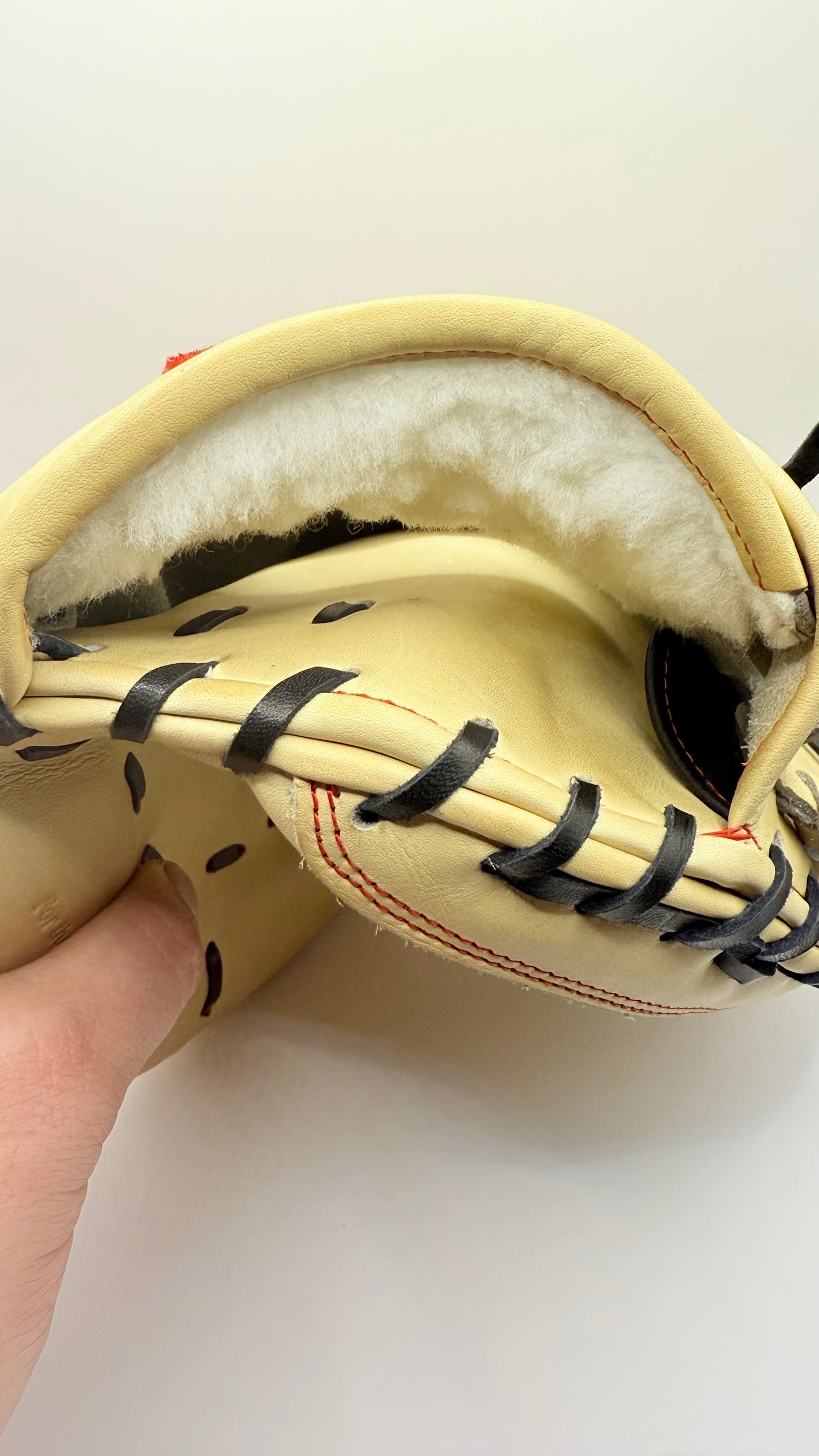 Rawlings Heart of the Hide 33” Catchers Mitt