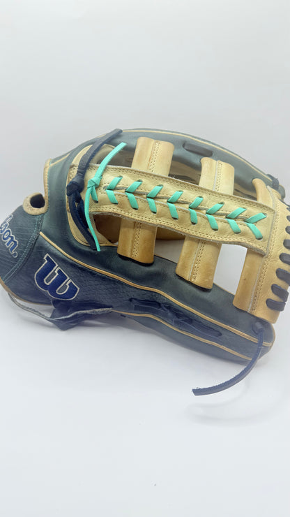 Wilson A2000 JR44 12.75” Outfield Glove