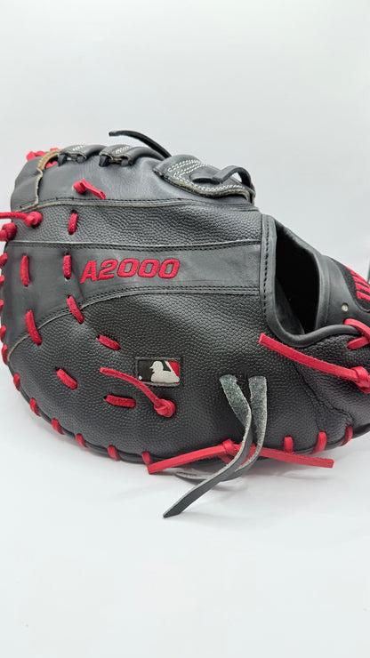 Wilson A2000 2820 12.25” First Base Mitt